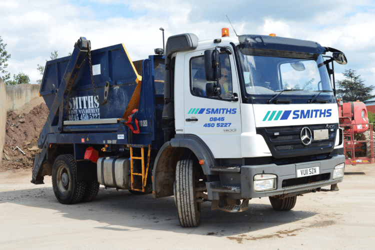 Smiths Skip Hire lorry full image